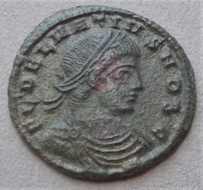 Flavius-Dalmatius-Caesar-Bronze